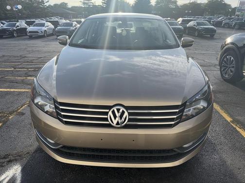2015 Volkswagen Passat 1.8T Limited Edition