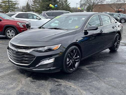 2022 Chevrolet Malibu FWD LT