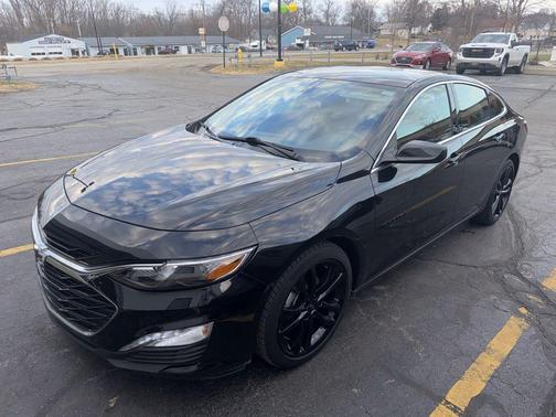 2022 Chevrolet Malibu FWD LT