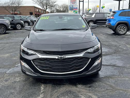 2022 Chevrolet Malibu FWD LT