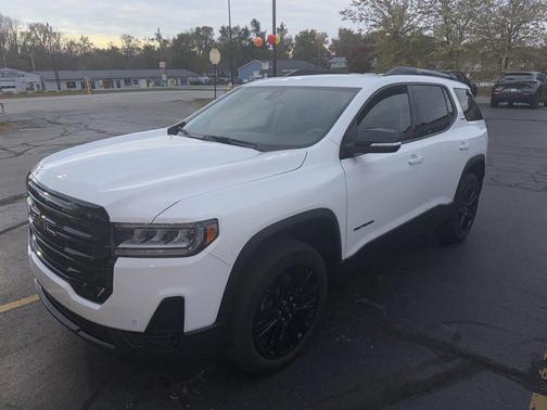 2023 GMC Acadia FWD SLE