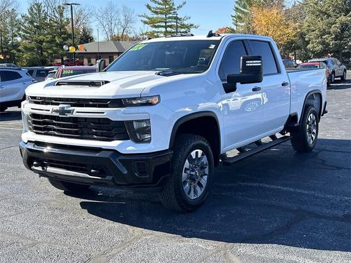 2024 Chevrolet Silverado 2500 Custom