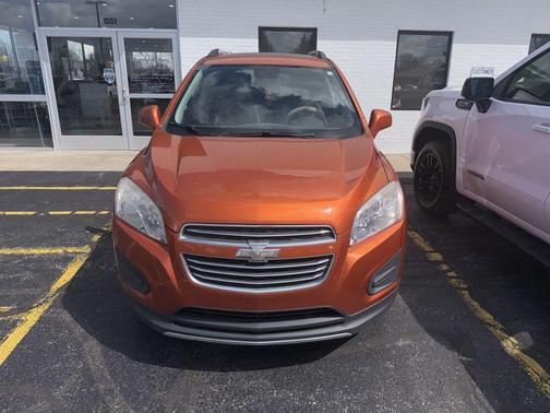 Orange Rock Metallic 2015 Chevrolet Trax LT