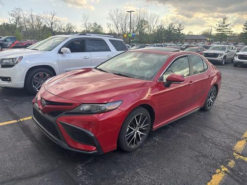 Supersonic Red 2024 Toyota Camry SE