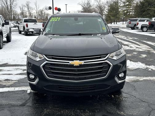 2021 Chevrolet Traverse LT Cloth