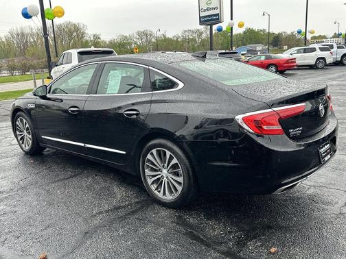 Black Onyx 2018 Buick LaCrosse Premium