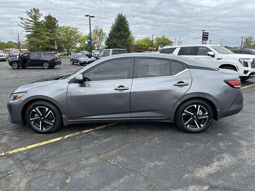 Gun Metallic 2024 Nissan Sentra SV