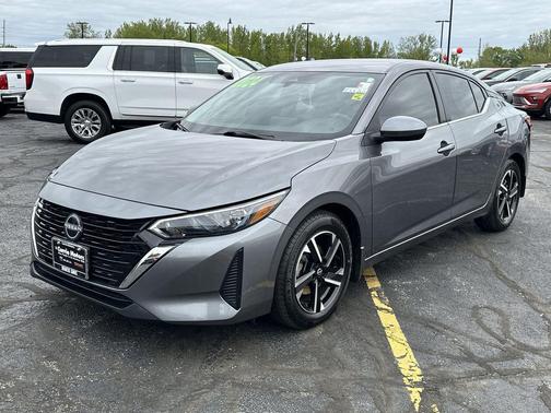 Gun Metallic 2024 Nissan Sentra SV