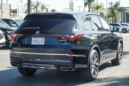 2025 Acura MDX 