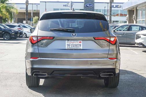 2023 Acura MDX 