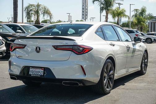 2022 Acura TLX 
