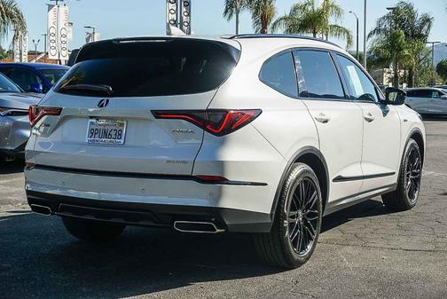2025 Acura MDX 