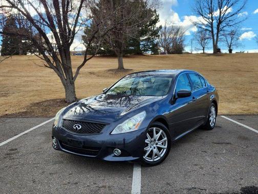 2011 INFINITI G37x Base