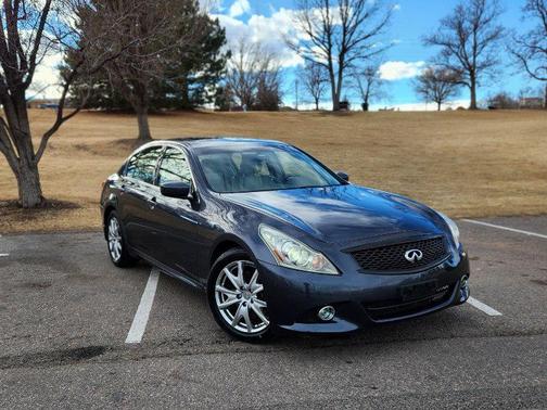 2011 INFINITI G37x Base