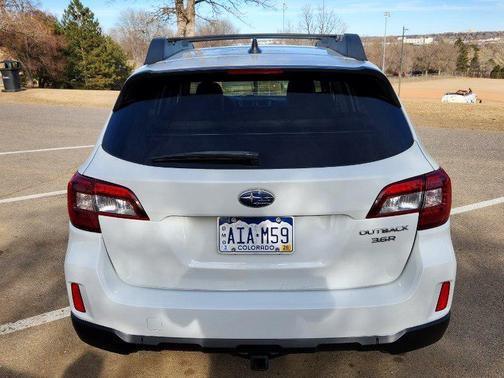 2017 Subaru Outback 3.6R Limited