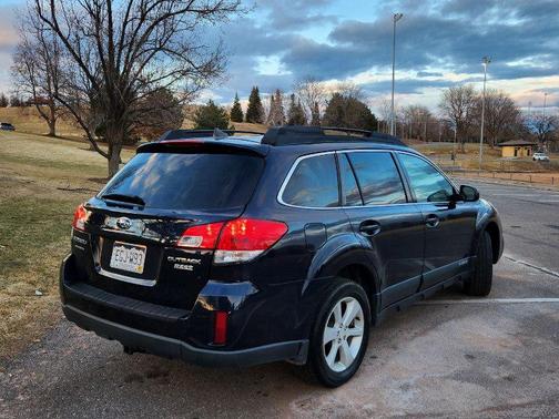 2014 Subaru Outback 2.5i Premium