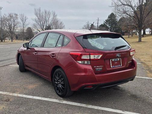 2019 Subaru Impreza 2.0i