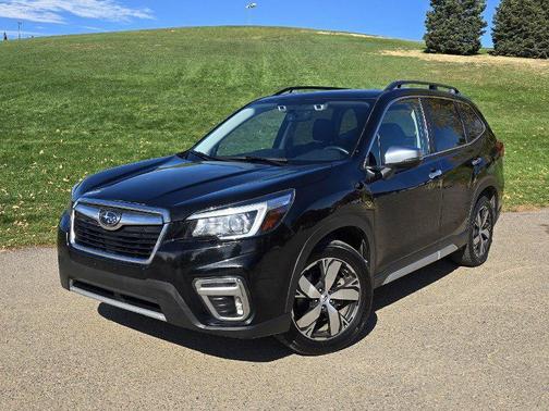 Crystal Black Silica 2019 Subaru Forester Touring