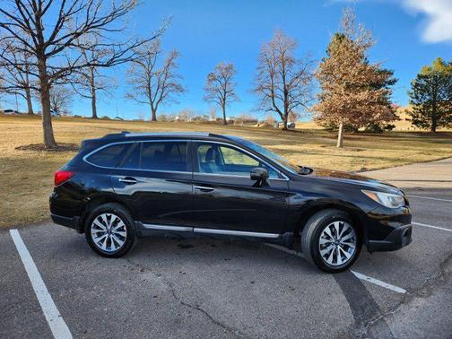 2017 Subaru Outback 3.6R Touring