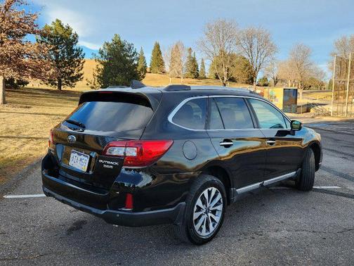 2017 Subaru Outback 3.6R Touring