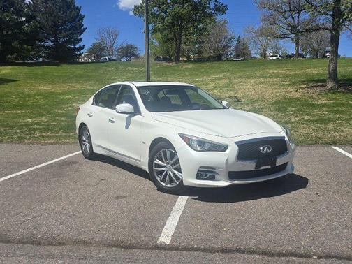 WHITE 2017 INFINITI Q50 3.0T Premium