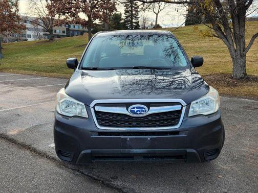 2014 Subaru Forester 2.5i
