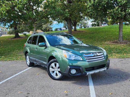 2013 Subaru Outback 2.5i Limited