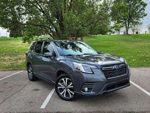 Magnetite Gray Metallic 2023 Subaru Forester Limited