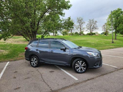 Magnetite Gray Metallic 2023 Subaru Forester Limited