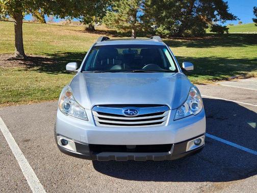 2012 Subaru Outback 2.5i Limited