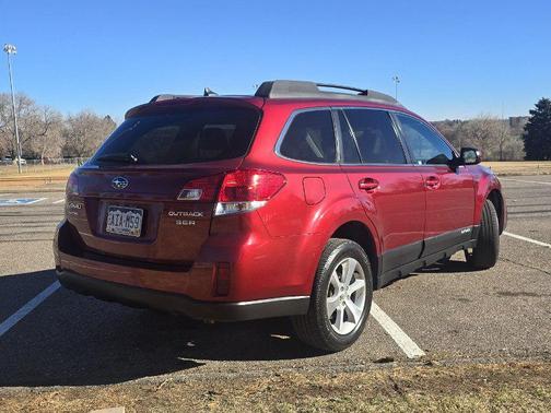 2014 Subaru Outback 3.6R Limited