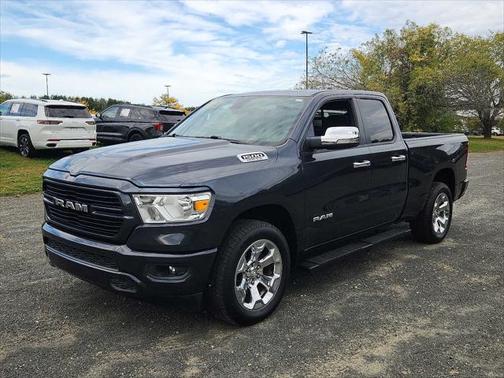 2020 RAM 1500 Big Horn Quad Cab 4x4 64' Box