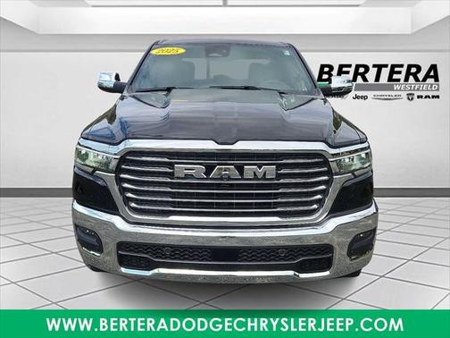 2025 RAM 1500 Laramie Crew Cab 4x4 57' Box