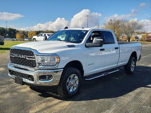 2024 RAM 2500 Big Horn Crew Cab 4x4 8 Box
