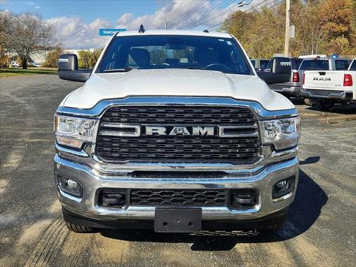 2024 RAM 2500 Big Horn Crew Cab 4x4 8 Box