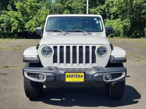 2022 Jeep Gladiator Overland 4x4