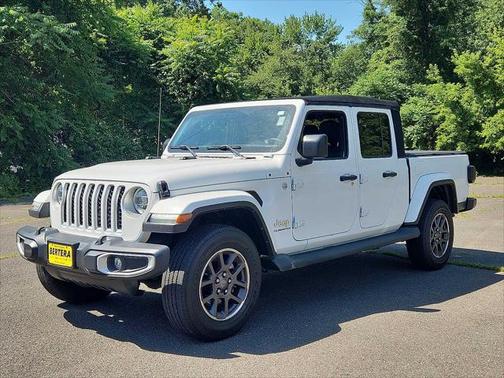 2022 Jeep Gladiator Overland 4x4