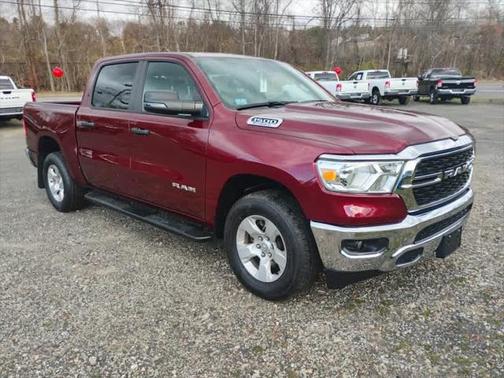 2024 RAM 1500 Big Horn Crew Cab 4x4 57' Box