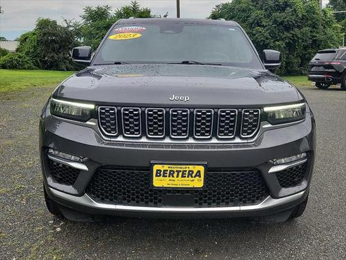 2023 Jeep Grand Cherokee Summit 4x4
