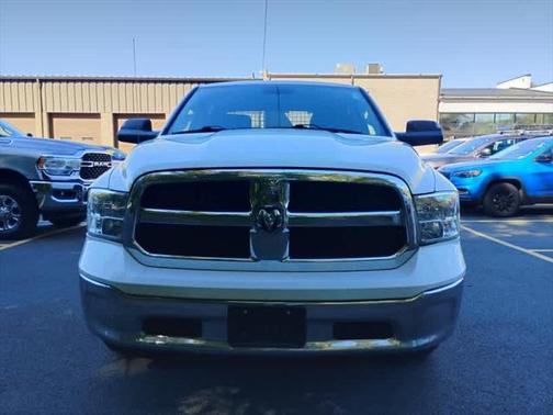 2021 RAM 1500 Classic Tradesman Crew Cab 4x4 64' Box