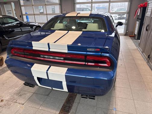 2011 Dodge Challenger SRT8