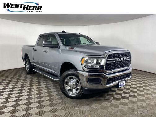 2022 RAM 2500 Big Horn Crew Cab 4x4 6'4' Box