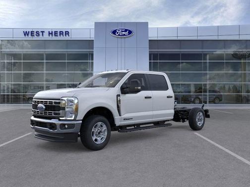 2026 Ford F-350 XLT