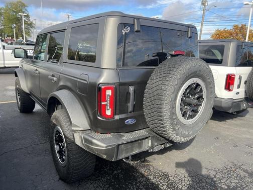 2022 Ford Bronco Badlands