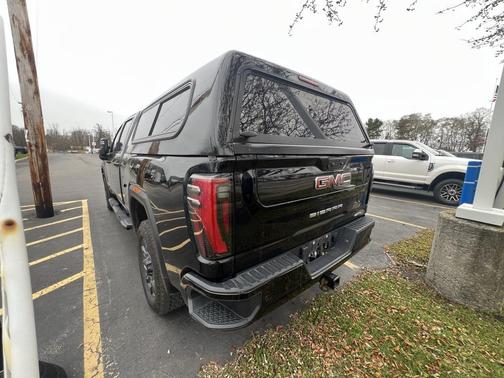 2024 GMC Sierra 2500 AT4