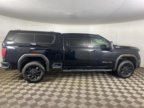 2024 GMC Sierra 2500 AT4