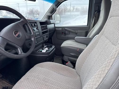 2020 GMC Savana 2500 Work Van