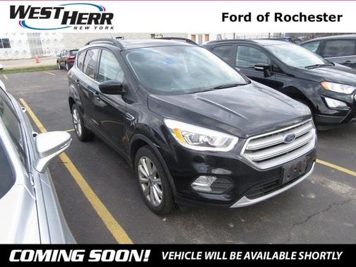 Photo 1 of 16 of 2019 Ford Escape SEL
