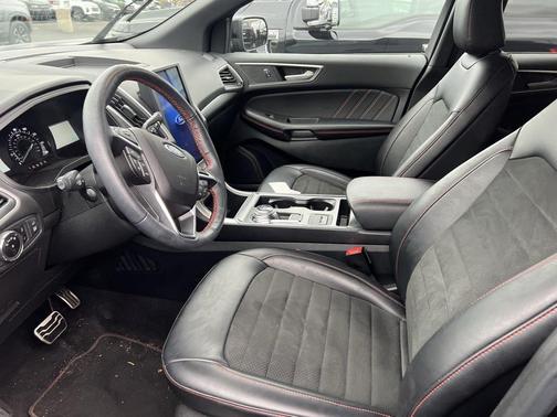 2023 Ford Edge ST Line