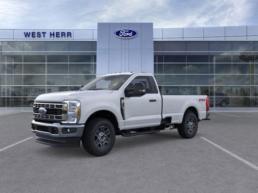 2025 Ford F-350 XLT